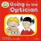 Oxford Reading Tree: Read with Biff, Chip & Kipper First Experiences Going to the Optician (Paperback)